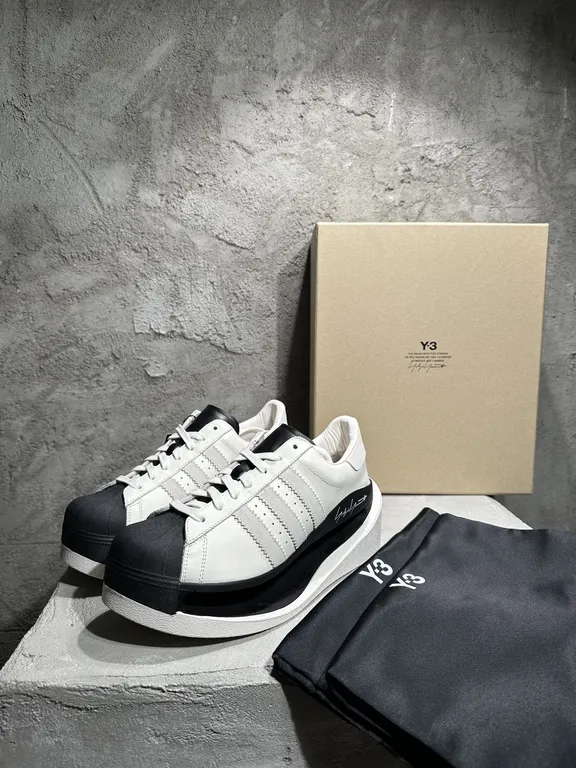 Y3 Shoe 